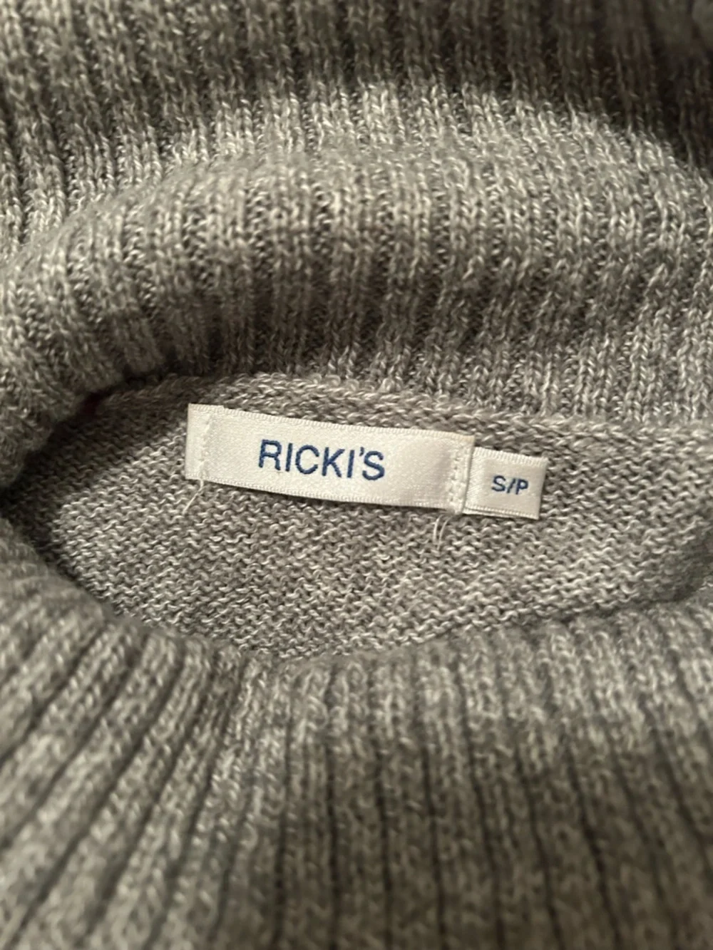 Ricki’s Cowl Neck Gray Fair Isle Sweater - Picture 3 of 4